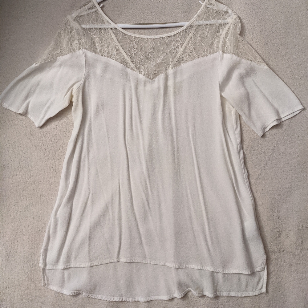 Aritzia blouse - Picture 1 of 4